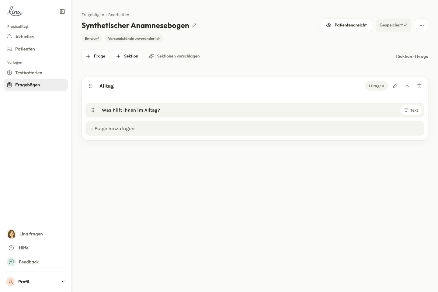 Der Fragebogen-Editor mit Werkzeugleiste, einer Sektion und einer Beispielfrage